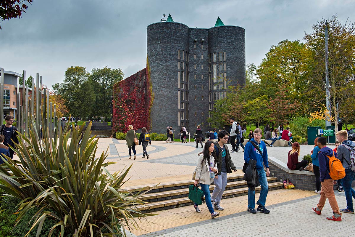 campus-chapel-1200×800